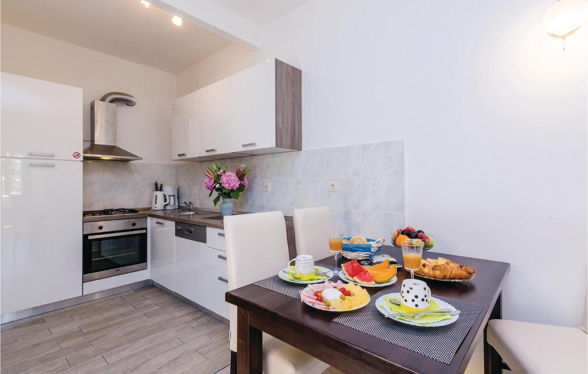 Pet Friendly Apartment In Bosanka With Kitchen Dubrovnik Ngoại thất bức ảnh